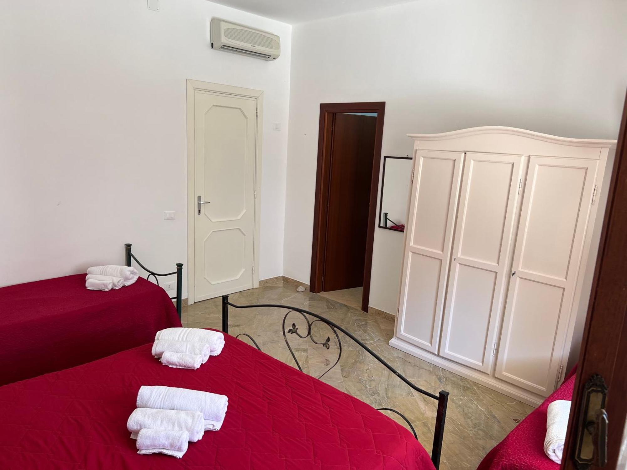 Villa Dolce Vita Rooms Castelluzzo Exterior foto