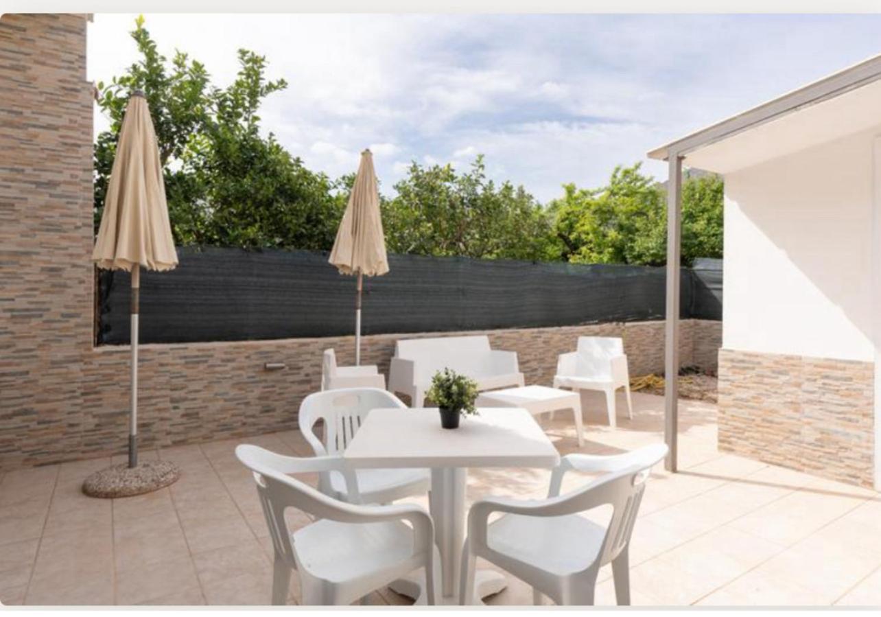 Villa Dolce Vita Rooms Castelluzzo Exterior foto