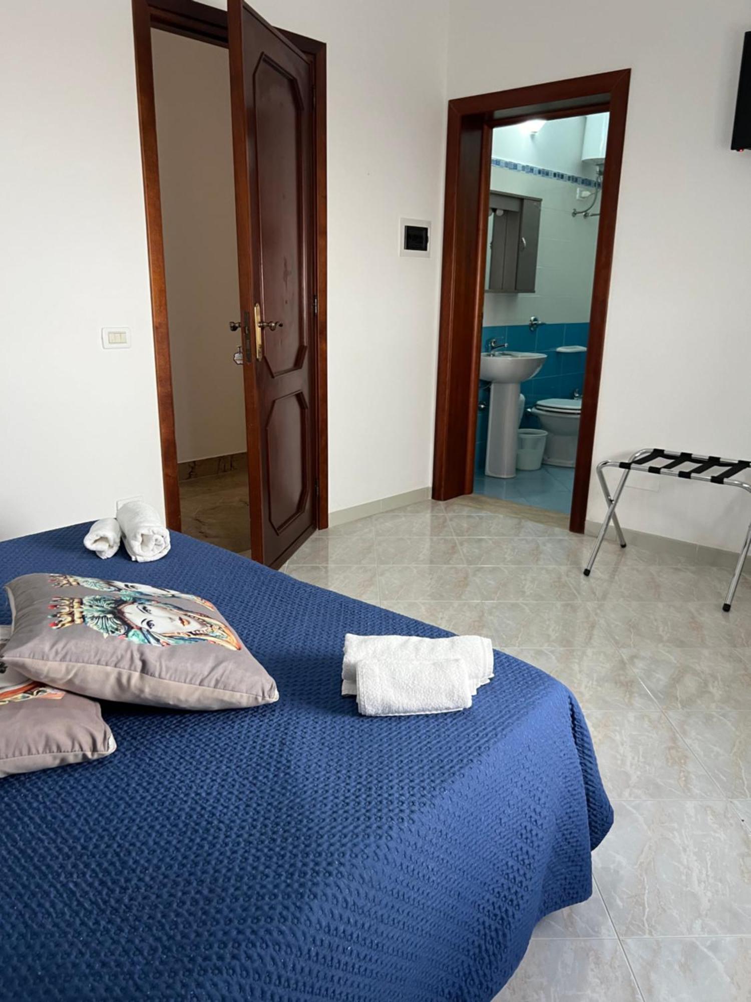 Villa Dolce Vita Rooms Castelluzzo Exterior foto