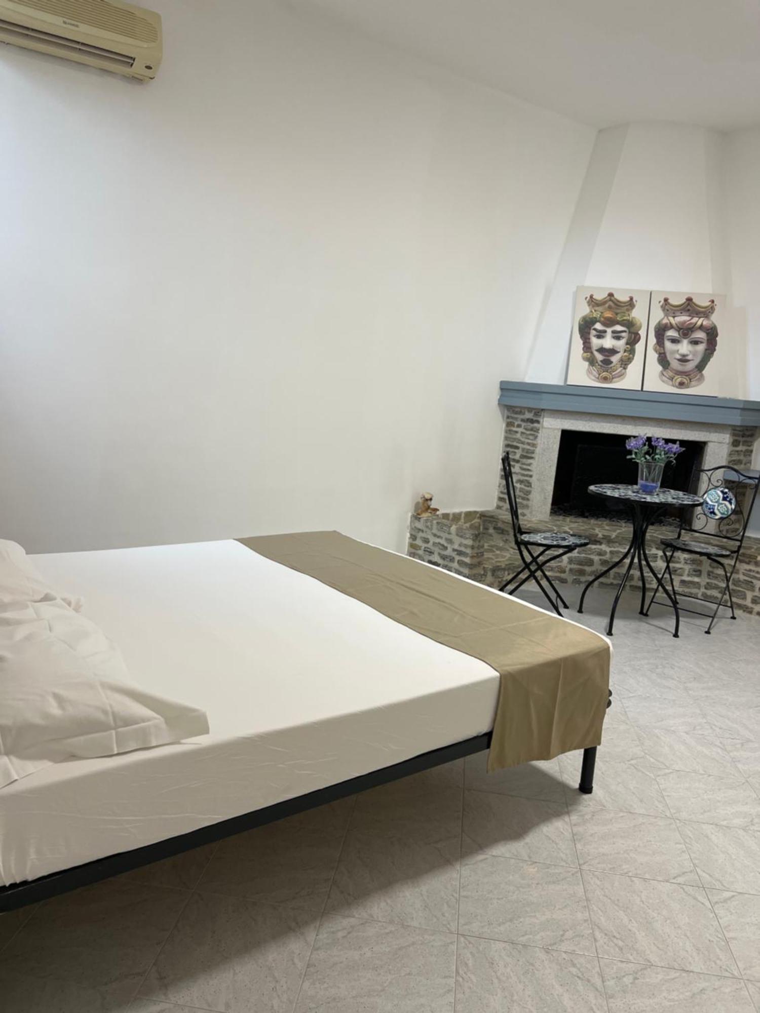 Villa Dolce Vita Rooms Castelluzzo Exterior foto